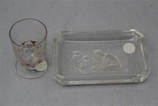 A Lalique Pouilly pattern liqueur glass, 12.5cm. (2)